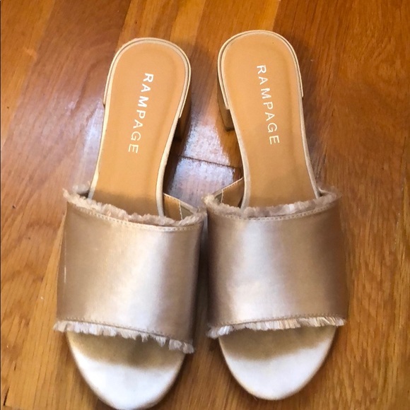 Rampage Shoes - EUC RAMPAGE BLUSH SATIN SLIDES!